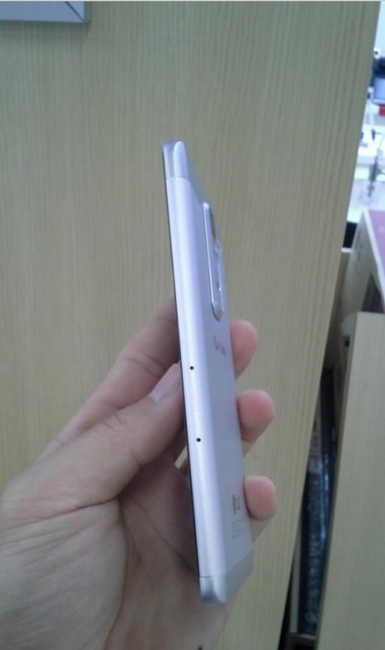 LG Class попал на «живые» снимки до презентации. Фото.