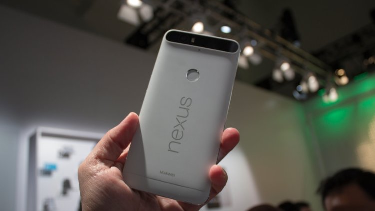 Лучшие смартфоны, которые можно купить прямо сейчас (октябрь 2015). Huawei Nexus 6P. Фото.