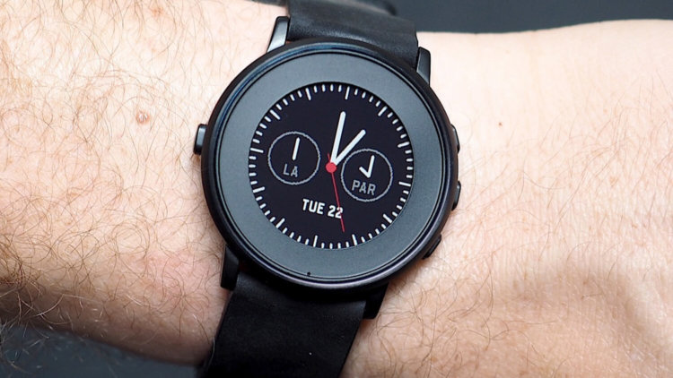 Pebble представила умные часы Time Round. Фото.