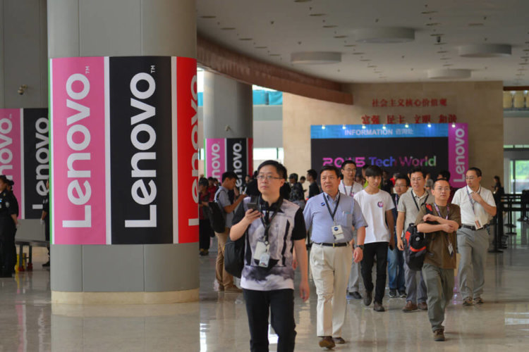 Lenovo Vibe X3 тоже не заставит себя долго ждать. Фото.