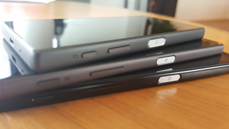 Внешние отличия Sony Xperia Z3 и Xperia Z5. Кнопки регулировки громкости. Фото.