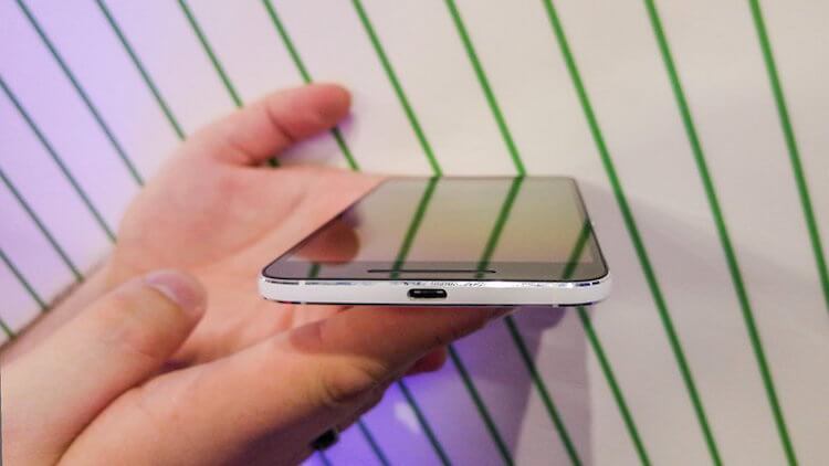 Почему стоит приобрести Nexus 6P? В качестве бонуса: экран и батарея. Фото.
