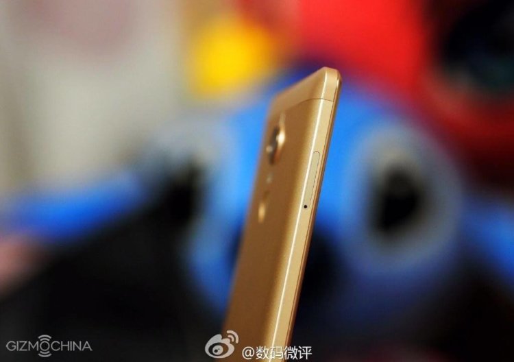 Похоже, нас ждет несколько металлических смартфонов Xiaomi. Фото.