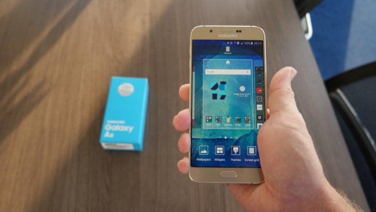 Порадует ли Samsung Galaxy A9 Pro своими характеристиками? Фото.