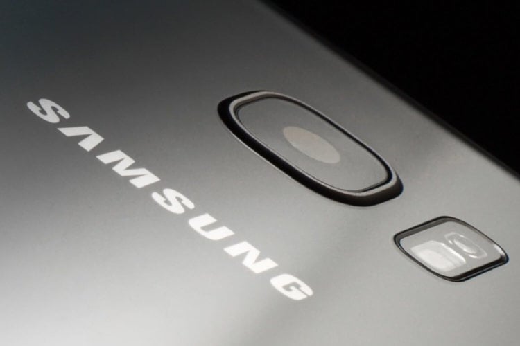 Galaxy S7, LG G5, Xperia X или Xiaomi Mi 5? Отдай свой голос! Samsung Galaxy S7. Фото.