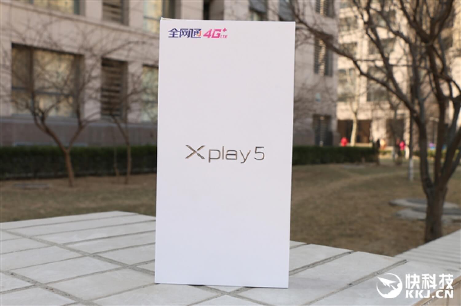 Фотографии телефона Xplay 5, с которого началась весна. Фото.