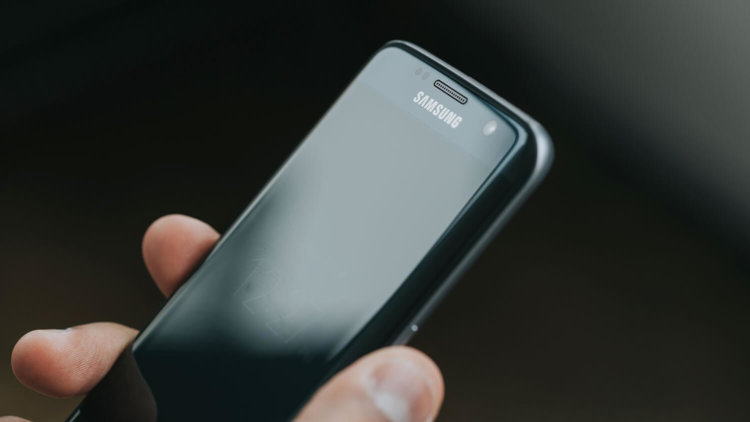 Релиз Galaxy S8 может существенно затянуться. Фото.