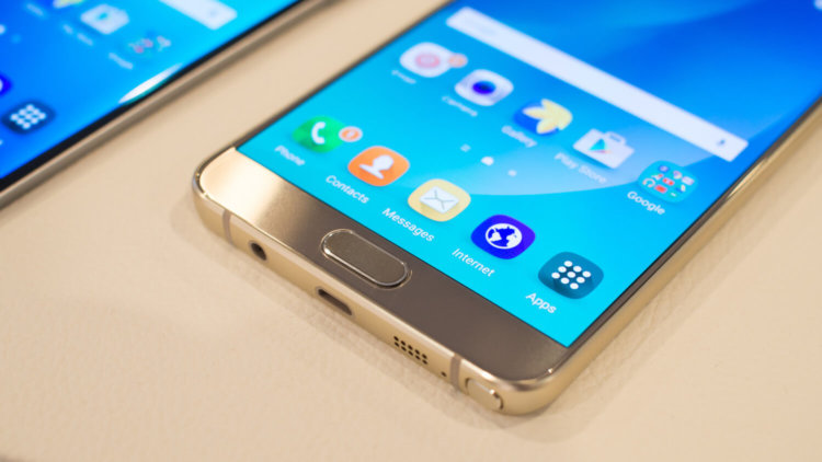 Samsung тестирует два варианта Galaxy Note 6. Фото.