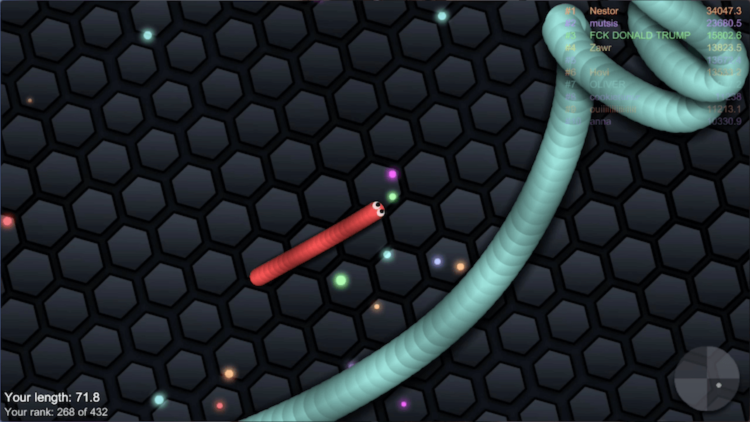 Slither.io — отличный и самобытный аналог Agar.io. Фото.