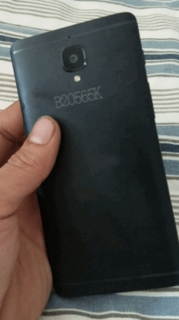 OnePlus 3 показал своё лицо. OnePlus 3 показал своё лицо. Фото.