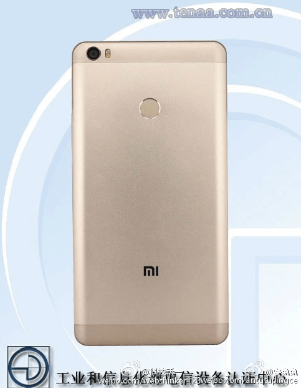 Цена Xiaomi Mi Max слишком высока. Фото.