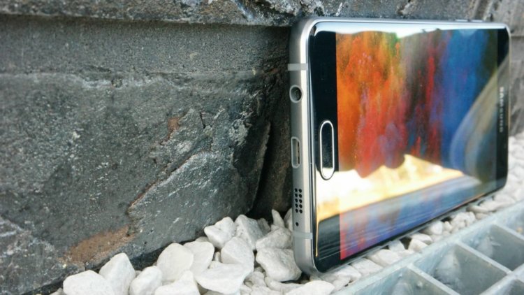 Официальные изображения Samsung Galaxy C5 попали в Сеть до презентации. Фото.