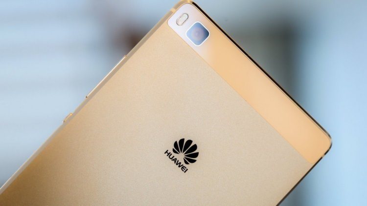 Huawei Mate 9 будет отличаться заоблачной ценой. Фото.