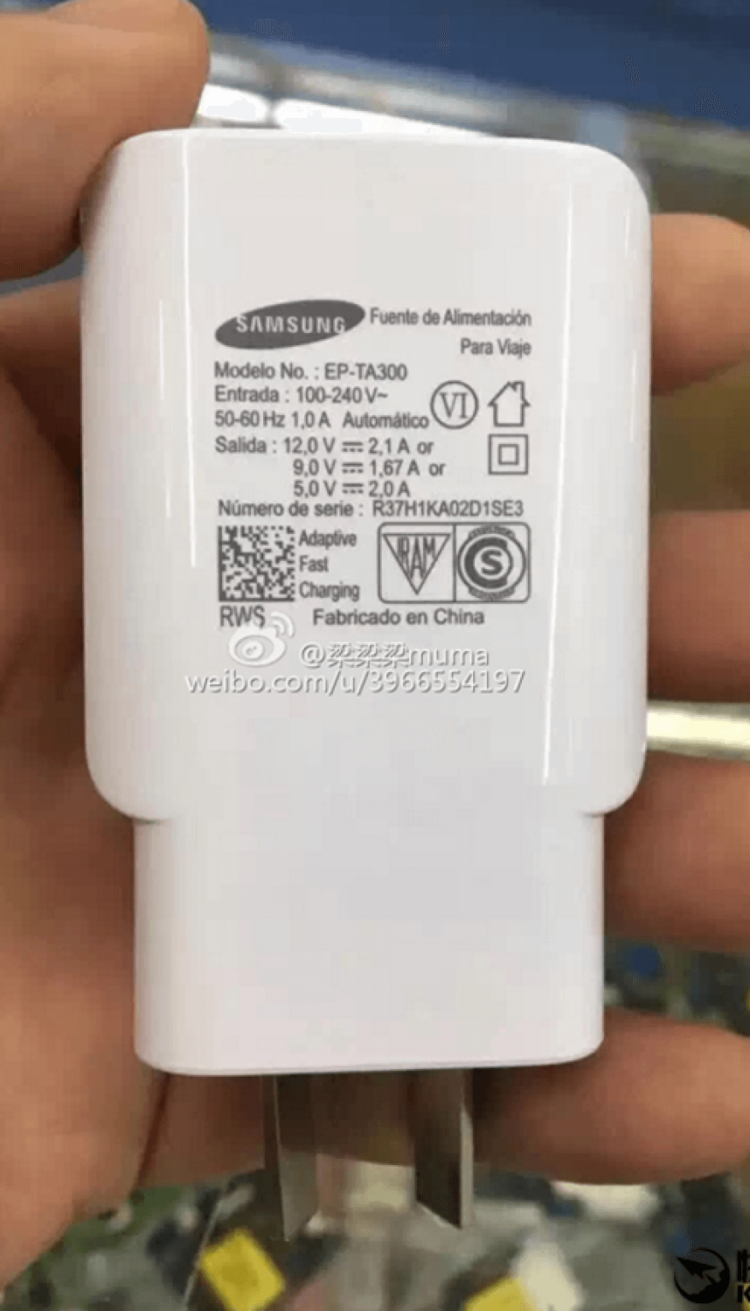 Каким будет зарядное устройство Galaxy Note 7? Каким будет зарядное устройство Galaxy Note 7? Фото.