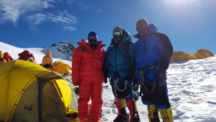 Как выглядит Эверест глазами Galaxy S7 и Gear 360? Как выглядит Эверест глазами Galaxy S7 и Gear 360? Фото.