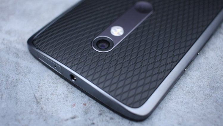 Motorola раскрыла список устройств, которые получат обновление до Nougat. Фото.