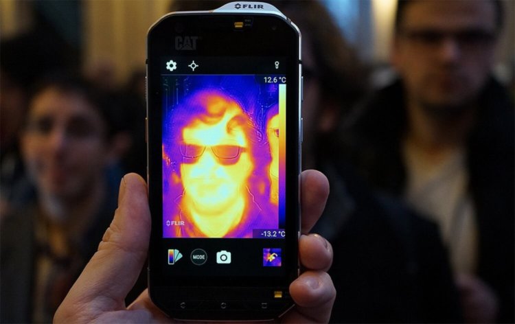 5 уникальных смартфонов с непревзойденной функциональностью. CAT S60. 5 уникальных смартфонов с непревзойденной функциональностью. CAT S60. Фото.