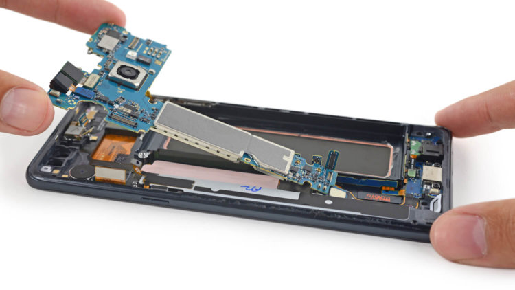 Легко ли отремонтировать Galaxy Note 7? Фото.