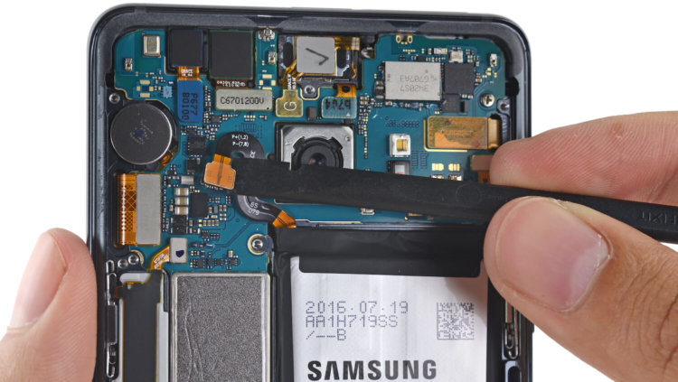 Легко ли отремонтировать Galaxy Note 7? Фото.