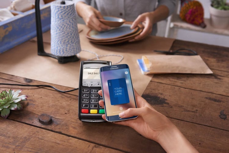 В Samsung Pay нашли уязвимость, позволяющую красть данные кредиток. Фото.