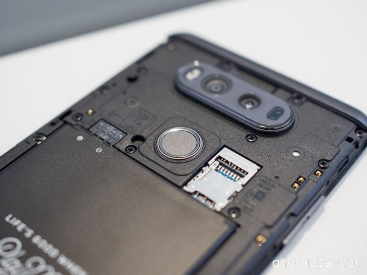 5 причин обратить внимание на первый Nougat-смартфон — LG V20. Фото.