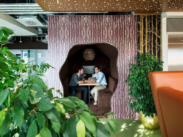 Впечатляющие фото офисов Google в разных городах мира. Фото.