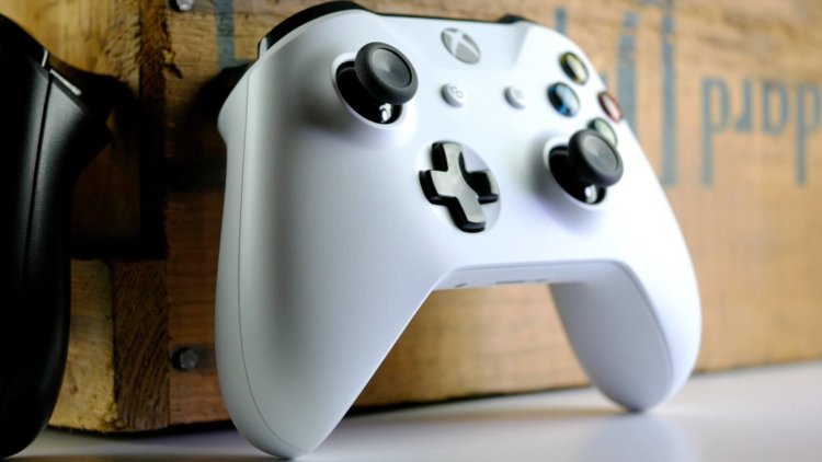 Gear VR получат поддержку игровых контроллеров от Xbox. Фото.