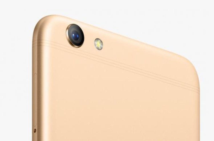Представлены OPPO R9s и R9s Plus с 16-мегапиксельными селфи-камерами. Фото.