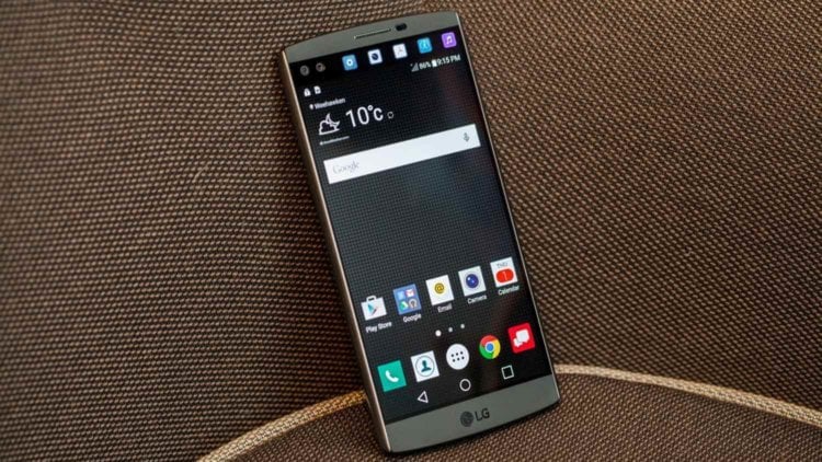 LG V30 может оказаться без второго экрана. Фото.