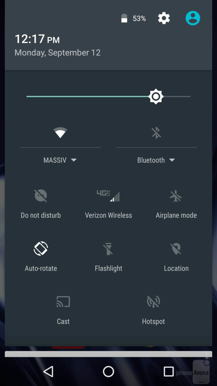 Сравниваем шторки с быстрыми настройками от различных производителей. Motorola. Фото.