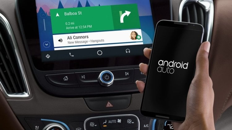 Платформа Android Auto заработала со всеми автомобилями. Фото.