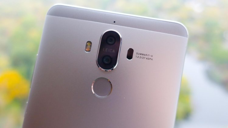 Дисплей Huawei Mate 9 прочнее, чем вы думаете. Фото.