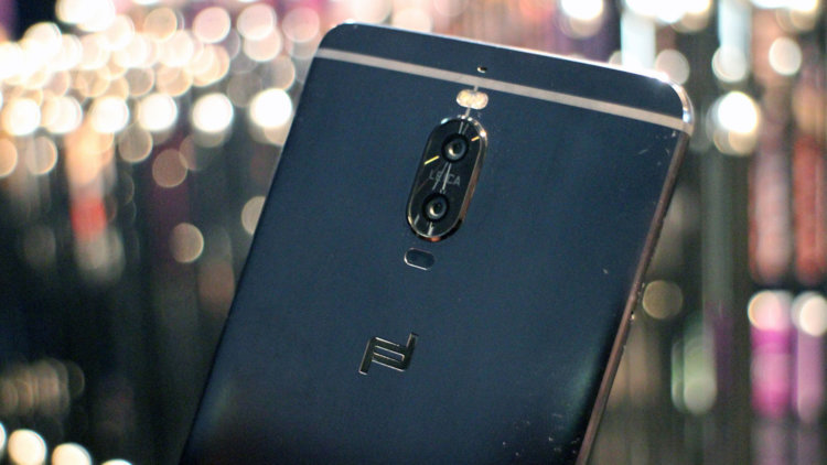 Huawei приглашает на презентацию таинственного Magic-смартфона. Фото.