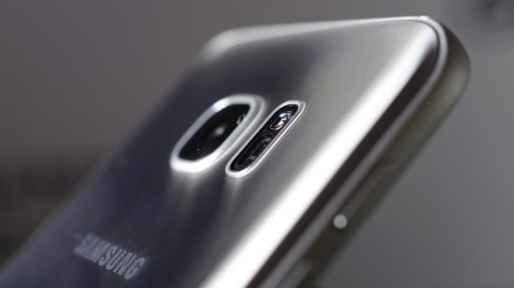 Galaxy S8 может оказаться менее инновационным, чем вы думали. Фото.