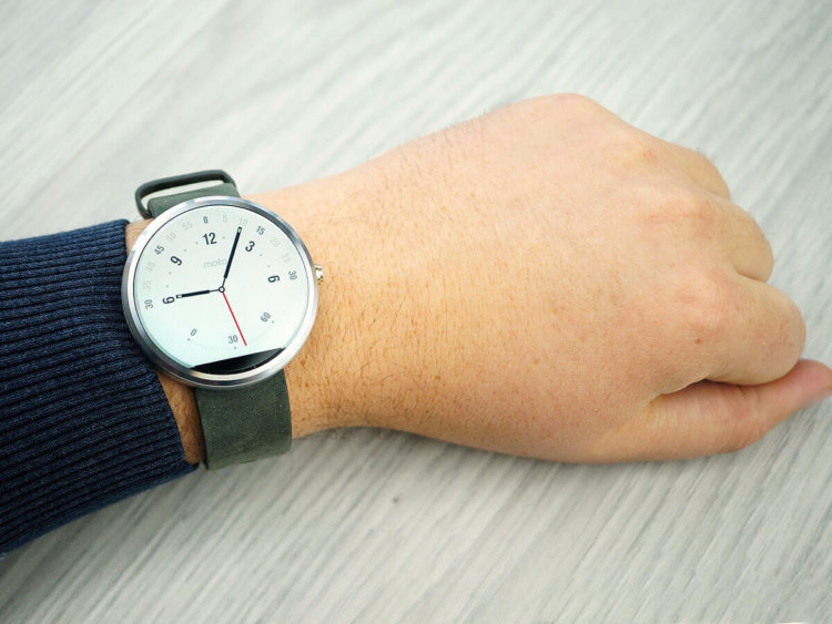 Обзор Samsung Gear S3: почти механические смарт-часы. Когда появились первые смарт-часы? Фото.