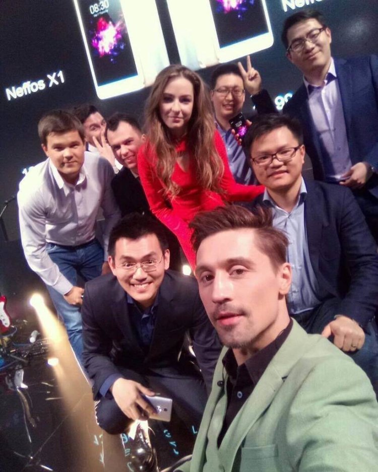 В России представлены Neffos X1 и X1 Max. Лицом бренда стал Дима Билан. В России представлены Neffos X1 и X1 Max. Лицом бренда стал Дима Билан. Фото.