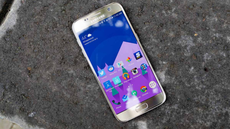 Samsung показала Galaxy S8 во время MWC 2017 партнерам и операторам? Фото.