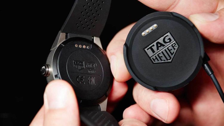TAG Heuer готова представить новые часы. Фото.