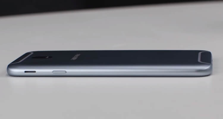 В России сделали первый в мире обзор Galaxy J5 и J7 (2017) еще до анонса.. Фото.