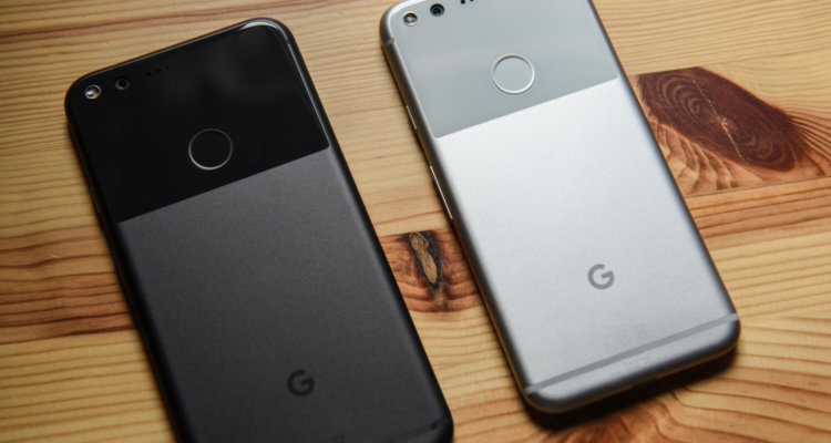 Лучшие компактные смартфоны 2017 года. Google Pixel. Фото.