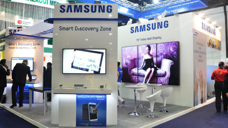 Samsung представила Galaxy J7 Pro и J7 Max. Фото.