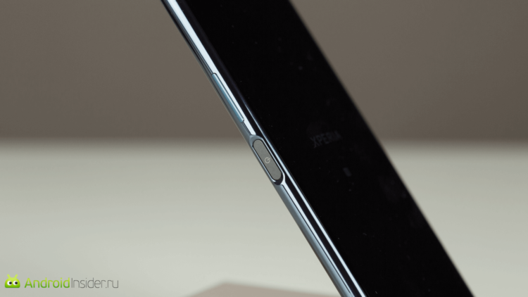 Обзор: Sony Xperia XZ Premium — рассмотри мгновение. Что кроется за словом “Premium”. Фото.