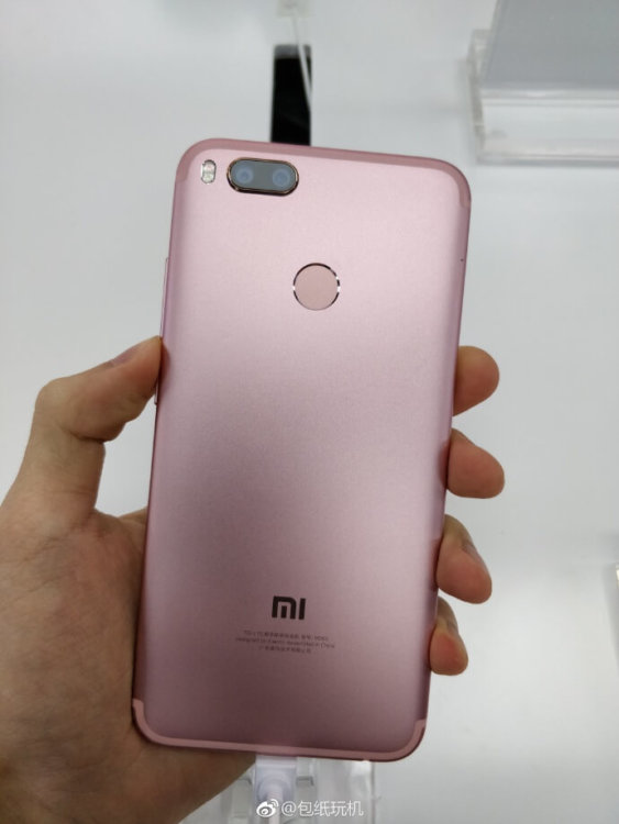 Xiaomi Mi 5X представлен официально. Фото.