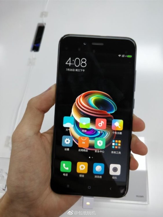 Xiaomi Mi 5X представлен официально. Фото.