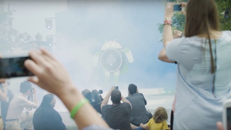Google показала процесс создания статуи Android Oreo. Фото.