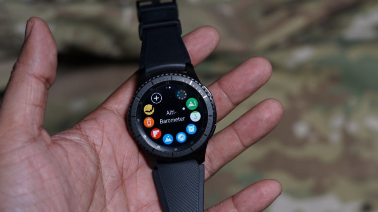 Президент Samsung Mobile объявил дату презентации часов Gear S4. Фото.