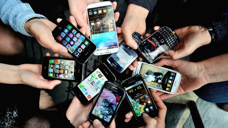 Avito рассказал о самых продаваемых смартфонах на вторичном рынке. Фото.
