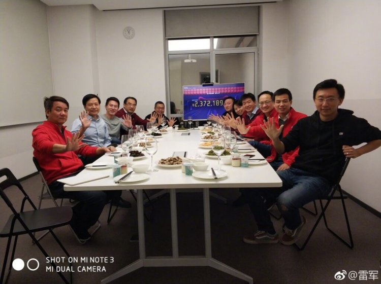 Что успела Xiaomi за один день? Фото.