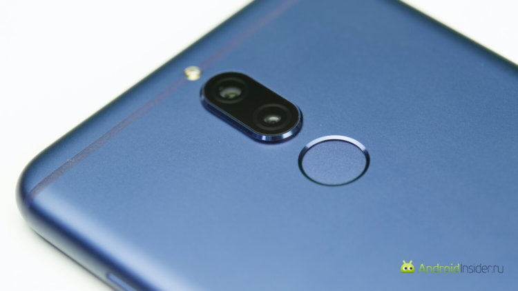 Видеообзор: Huawei Nova 2i — на пути к Nova 3. Камеру тоже обновили. Видеообзор: Huawei Nova 2i — на пути к Nova 3. Камеру тоже обновили. Фото.