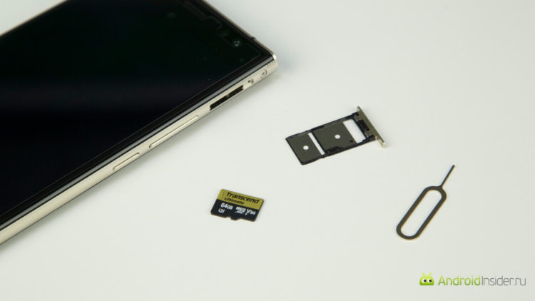 Видеообзор: OUKITEL K3 — большой аккумулятор в большом корпусе. Железо. Видеообзор: OUKITEL K3 — большой аккумулятор в большом корпусе. Железо. Фото.